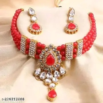 Shimmering Charming Women Necklaces & Chains