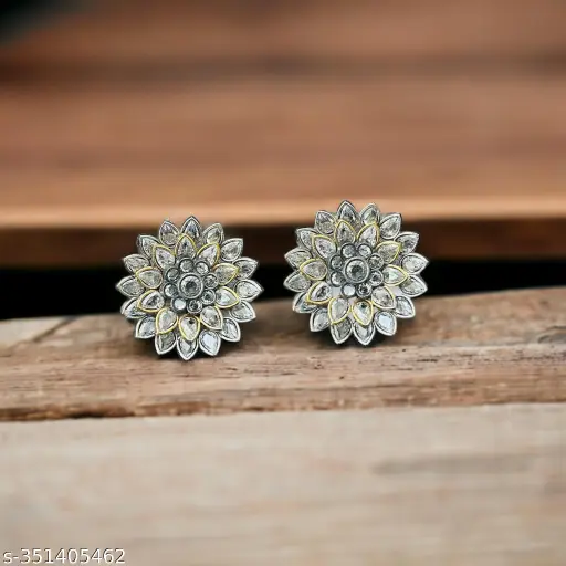 Round Stud Earrings