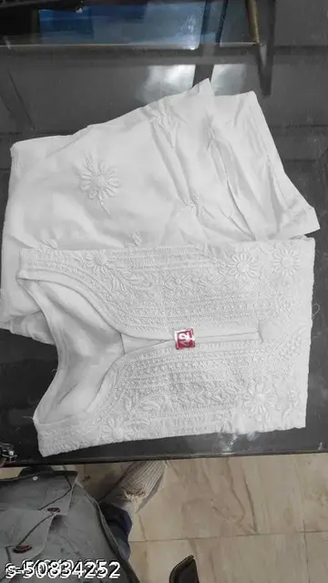 Aagam Fashionable Kurtis